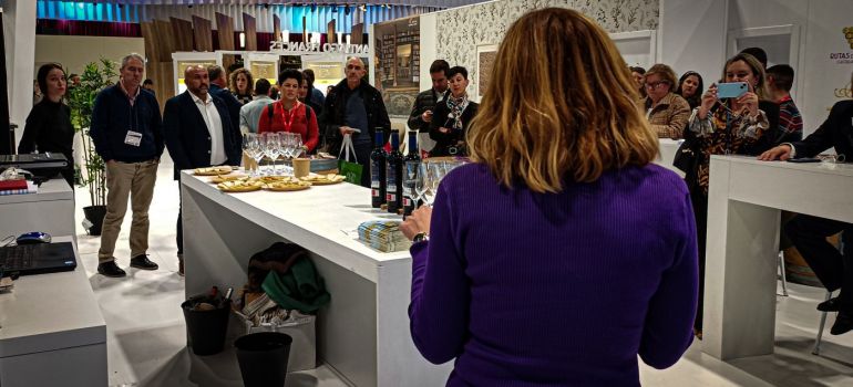 La Ruta del Vino Ribera del Duero se reafirma como destino inteligente e innovador en FITUR