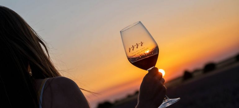 La Ruta del Vino Ribera del Duero vuelve a INTUR para presentar sus novedades turísticas